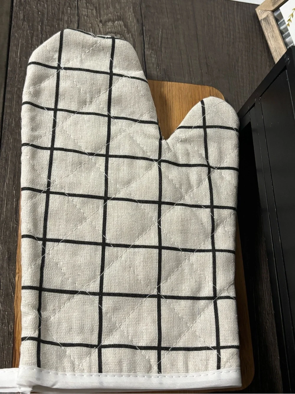 Hand Crafted Cutting Board Holiday Gift Set - Bake It